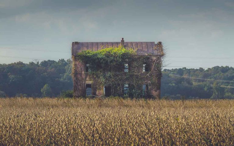 Maison abandonnée à donner