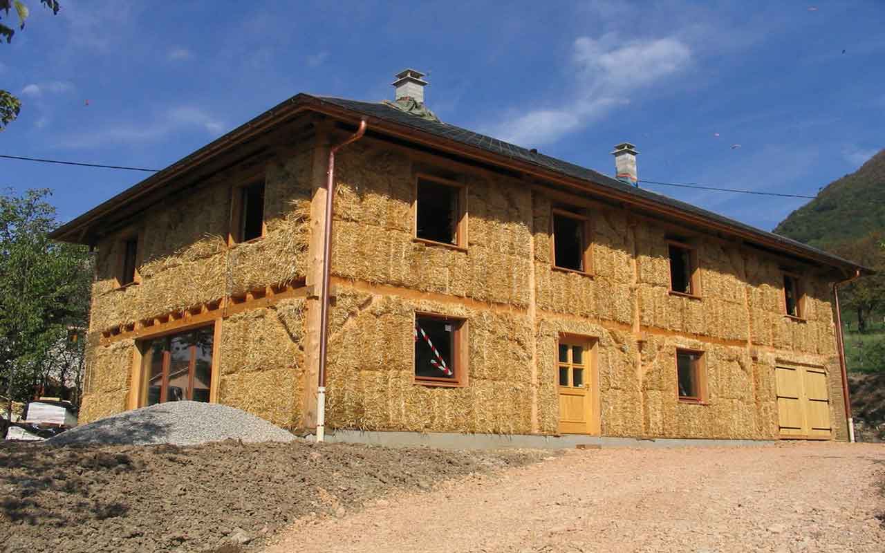 maison-en-paille-prix-construction