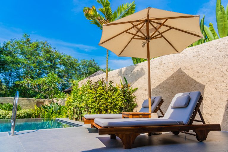 Idées pratiques pour aménager un coin détente en terrasse